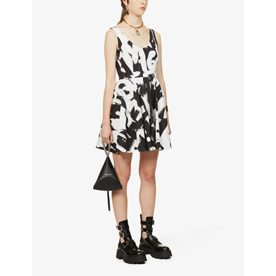 Shop Alexander Mcqueen Abstract-print Cotton Mini Dress In Black White