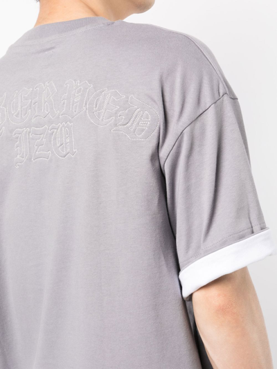 Shop Izzue Slogan-print Short-sleeved T-shirt In Grey