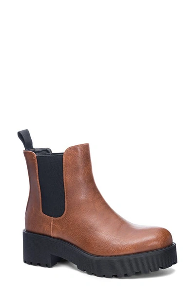 Shop Dirty Laundry Maps Chelsea Boot In Cognac Smooth
