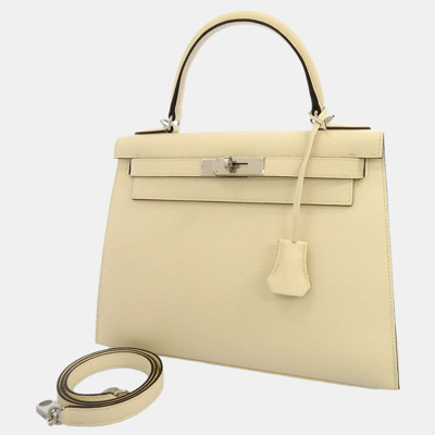 Kelly 28 Retourne White Colour in Epsom Leather with palladium hardware.  Hermès. 2006., Handbags and Accessories Online, Ecommerce Retail