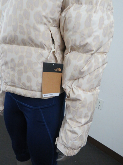 Pre-owned The North Face Womens  Printed Nuptse Short Crop 700-down Jacket - Grey Leopard In Silver Grey Leopard Print