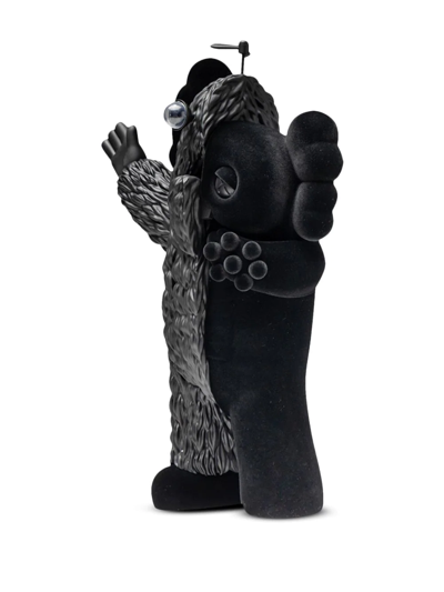 Shop Kaws Kachamukku "black" Figurine