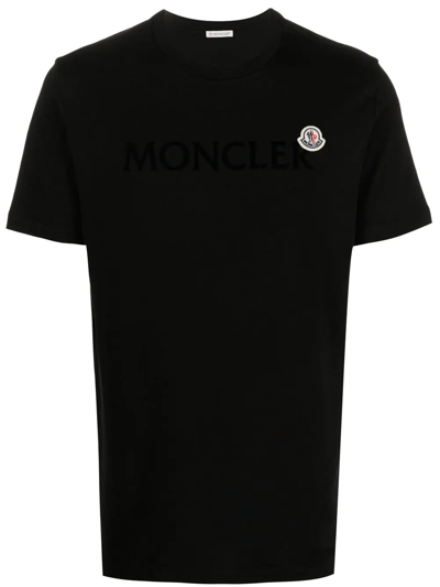 Shop Moncler Logo-print Cotton T-shirt In Schwarz