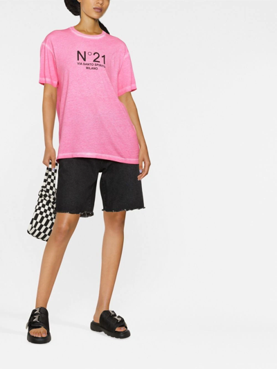 Shop N°21 Logo-print Short-sleeve T-shirt In Rosa