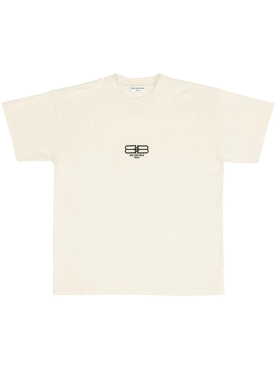 Shop Balenciaga Bb Paris Icon T-shirt In Neutrals