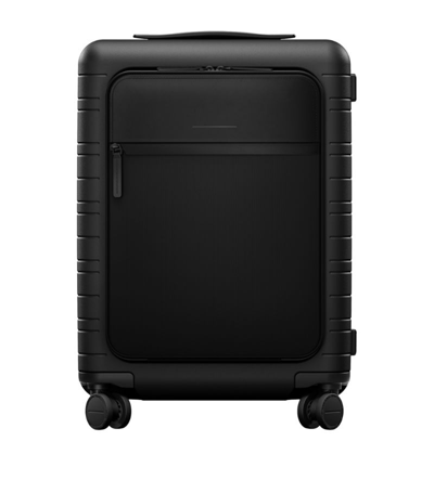 Shop Horizn Studios M5 Smart Cabin Case (55cm) In Black