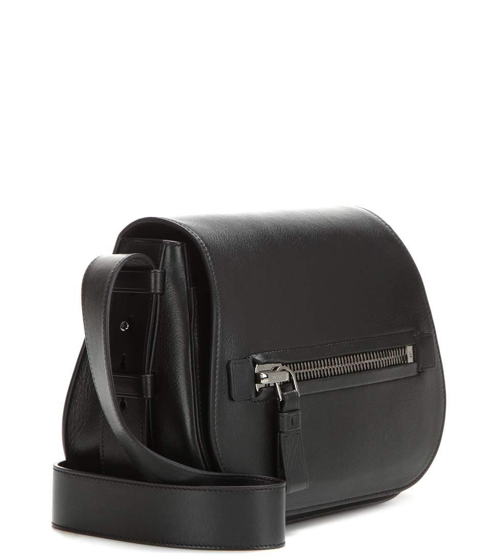 Tom Ford Jennifer Soft Leather Shoulder Bag In Black | ModeSens