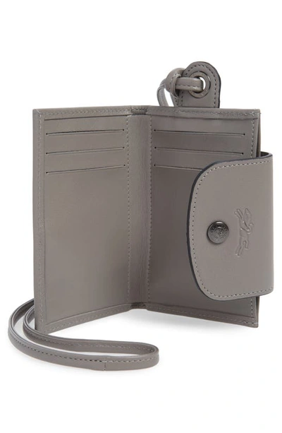 Shop Longchamp Le Pilage Cuir Leather Cardholder In Turtledove