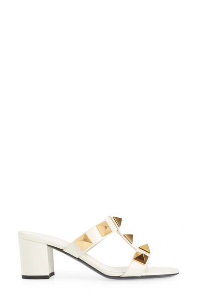 Shop Valentino Roman Stud Sandal In Light Ivory