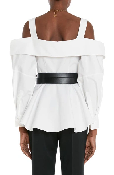 Shop Alexander Mcqueen Deconstructed Cold Shoulder Cotton Poplin Peplum Blouse In Optical White