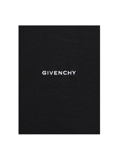 Shop Givenchy T-shirt In Cotton In Black
