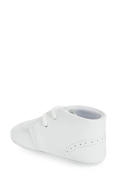 L'amour Benny Brogue Oxford Crib Shoe In White