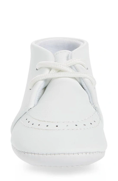 L'amour Benny Brogue Oxford Crib Shoe In White