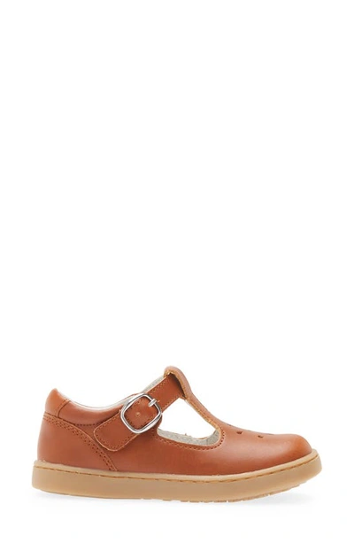 L'amour Chelsea T-strap Shoe In Cognac
