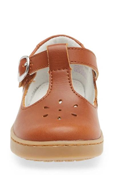 L'amour Chelsea T-strap Shoe In Cognac