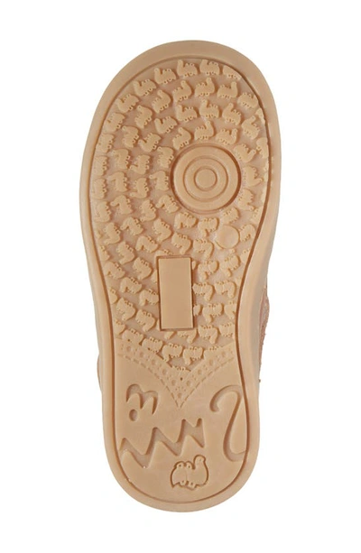 L'amour Chelsea T-strap Shoe In Cognac