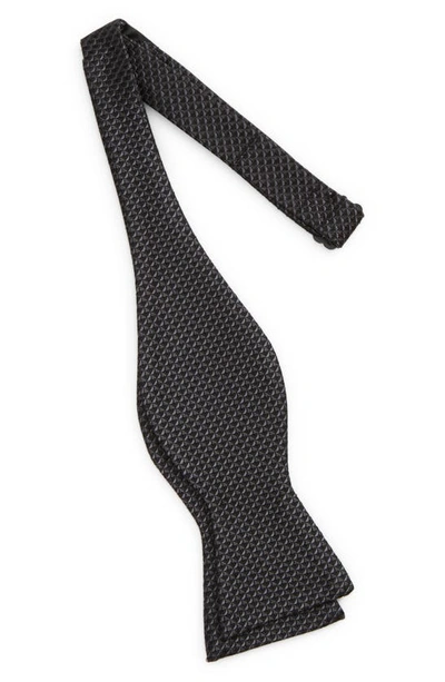 Nordstrom Solid Silk Bow Tie In Black
