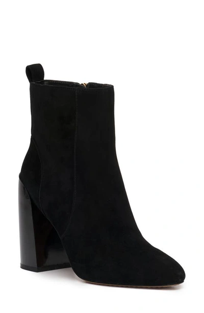 VINCE CAMUTO ENVERNA ANKLE BOOT 