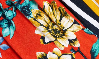 Loveappella Pattern Mix Wrap Front Top In Red