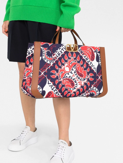 Valentino Vlogo Signature Bandana-print Tote Bag In Blau