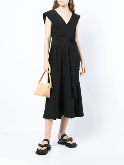 Vince Flutter-sleeve Tie-back Midi Dress In Schwarz