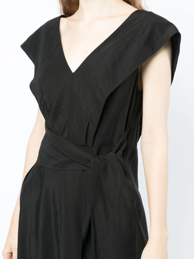 Vince Flutter-sleeve Tie-back Midi Dress In Schwarz