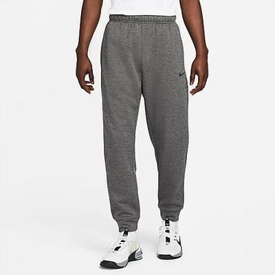 Shop Nike Men's Therma-fit Tapered Fitness Sweatpants In Charcoal Heather/dark Smoke Grey/black