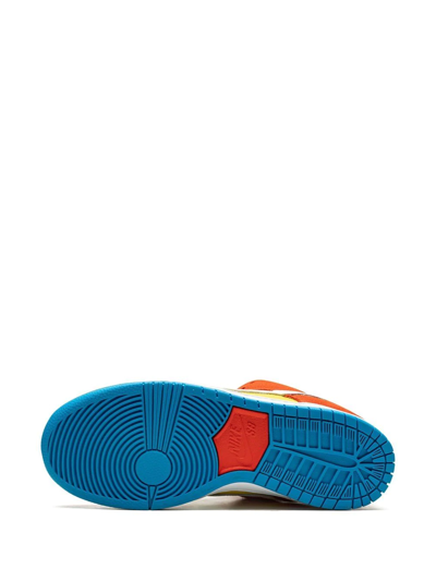 Nike Sb Dunk Low Sneakers In Red