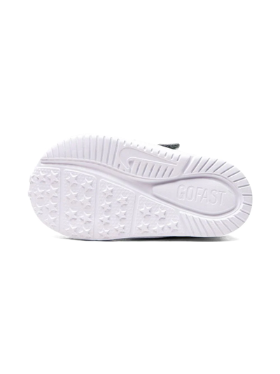 Nike Star Runner 2 Touch-strap Sneakers In Grey