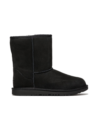 Shop Ugg Classic Short Ii Boots In 黑色