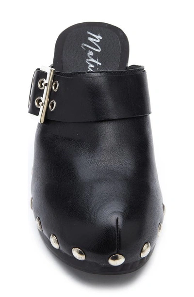 Shop Matisse London Clog In Black