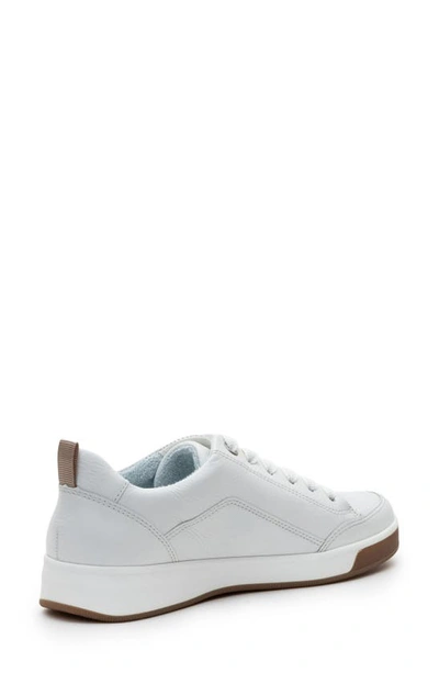 Ara Redmond Sneaker In White Gauchosoft