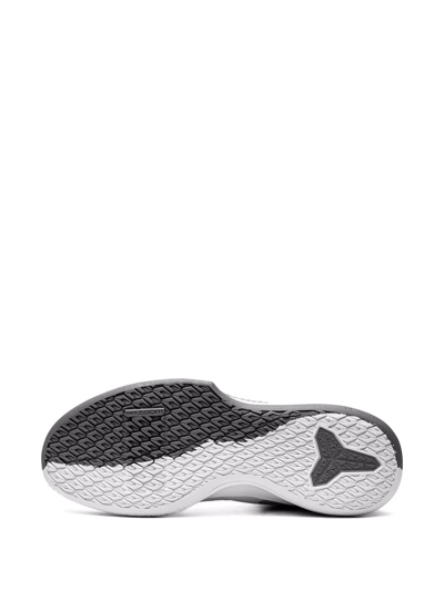 Nike Mamba Fury Low-top Sneakers In White