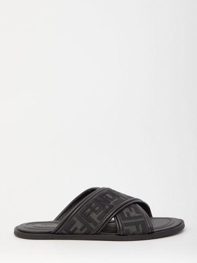 vooroordeel in tegenstelling tot stijfheid Fendi Cross-strap Ff Logo Sandals In Black | ModeSens
