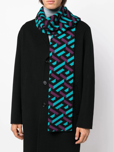 Shop Versace Intarsia-pattern Wool Scarf In Schwarz