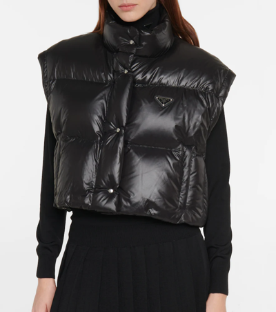 Prada Re-nylon Convertible Cropped Down Jacket In Nero