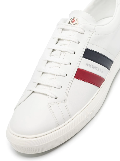 Moncler New Monaco Stripe-detail Sneakers In Weiss