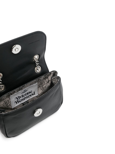 Vivienne Westwood Black Small Curb Chain Shoulder Bag In Schwarz