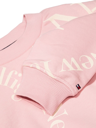 Shop Tommy Hilfiger Junior Logo-print Crew Neck Sweatshirt In Rosa