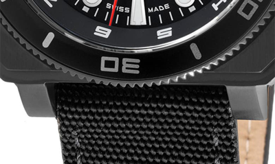 Gv2 Xo Submarine Canvas Strap Watch, 44mm In Black