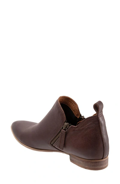 Bueno Vale Bootie In Brown