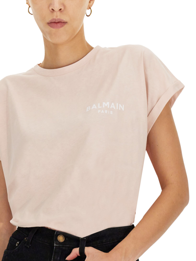 Shop Balmain Flocked Logo T-shirt In Rosa