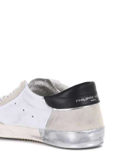 Shop Philippe Model Sneakers Uomo  Prsx Low In Pelle E Camoscio In Bianco/argento