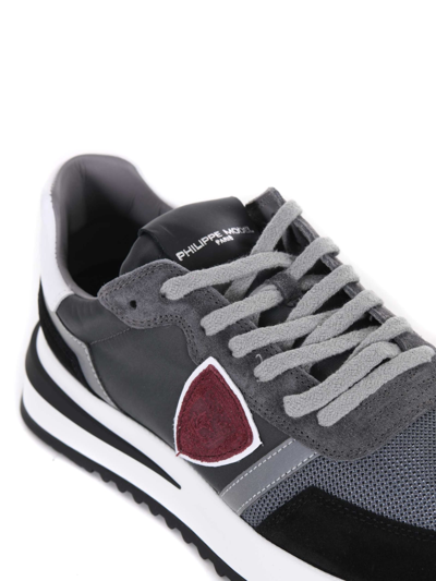 Shop Philippe Model Sneakers  Tropez 2.1 Low In Camoscio E Nylon In Grigio/nero