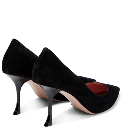 Roger Vivier I Love Vivier Heart-shaped Suede Pumps In Nero
