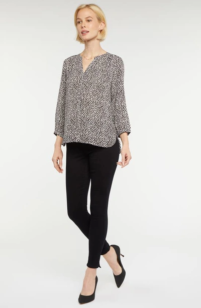 Shop Nydj High/low Crepe Blouse In Montecito Geo