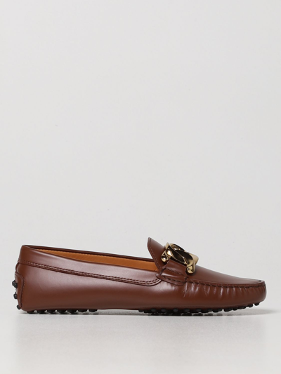 Shop Tod's Kate Gommino Leather Loafers In Mahogany