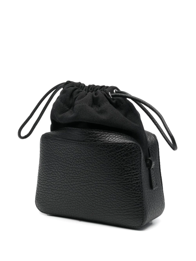 Maison Margiela Numbers-patch Pebbled Shoulder Bag In Schwarz