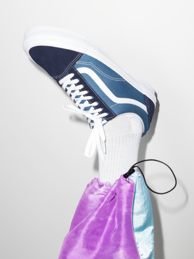 Shop Vans Ua Og Old-skool Sneakers In Blau