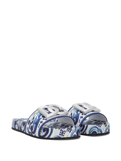 Dolce & Gabbana Calfskin Beachwear Sliders In Majolica-design Rubberized Calfskin In Blue